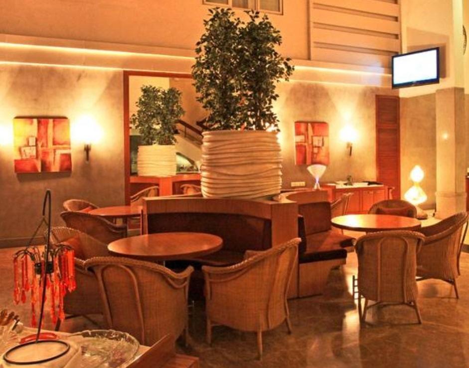 Hotel Woodland Πούνε Εξωτερικό φωτογραφία